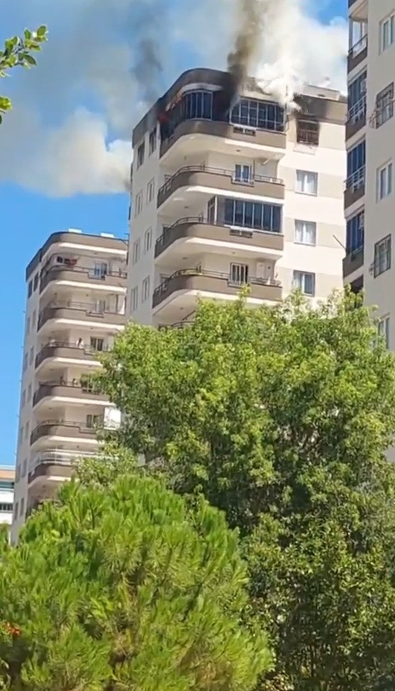 apartman dairesinde cikan yangin sonduruldu 0 R99IPbaI