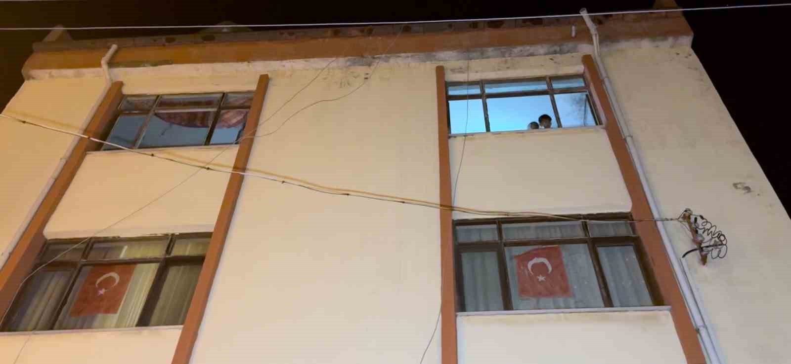 apartmandan gelen kotu koku aci gercegi ortaya cikardi 5 mleMuOg1