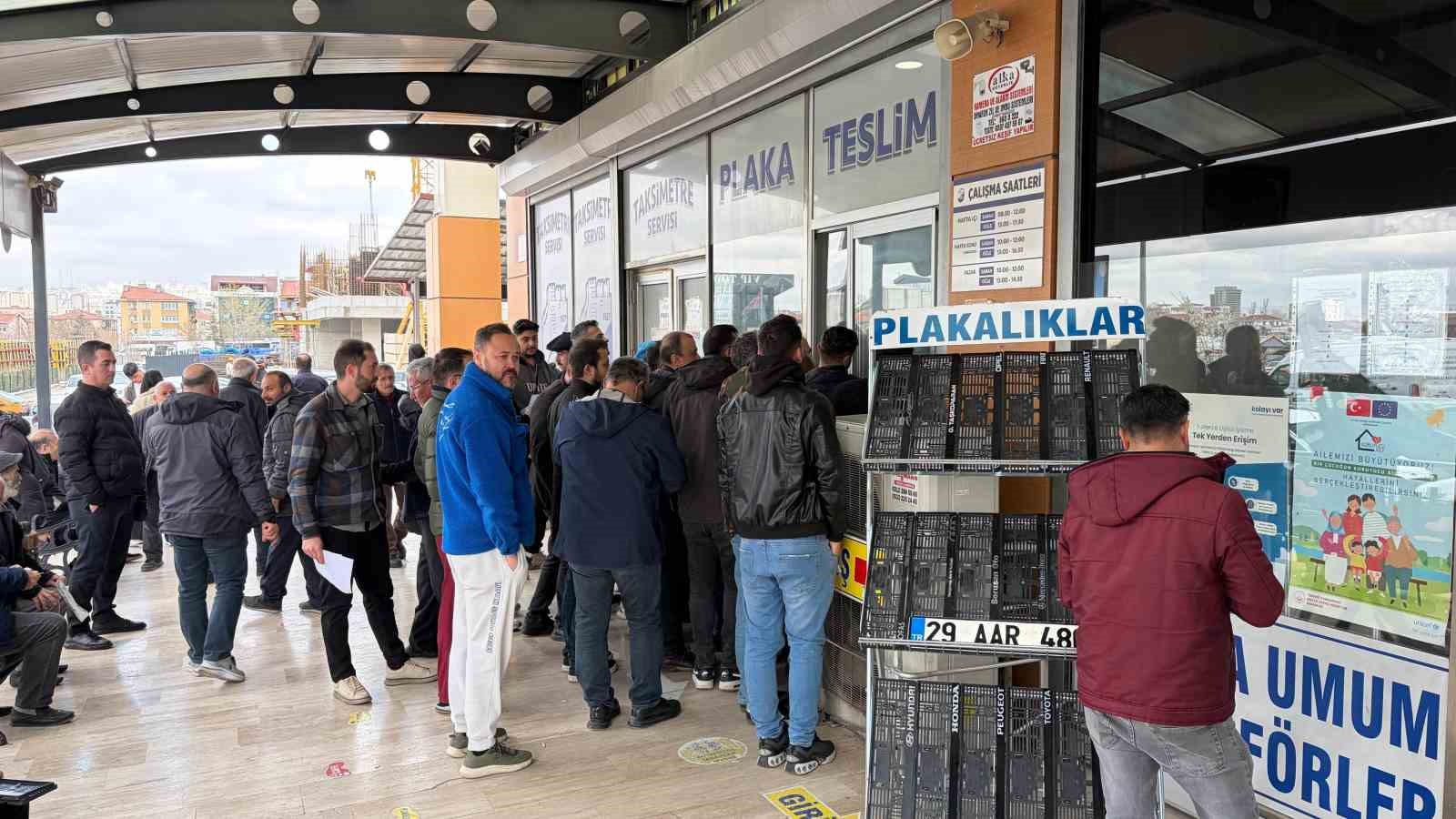 app plaka degisiminde son gun yogunlugu 3 bIQSRU61