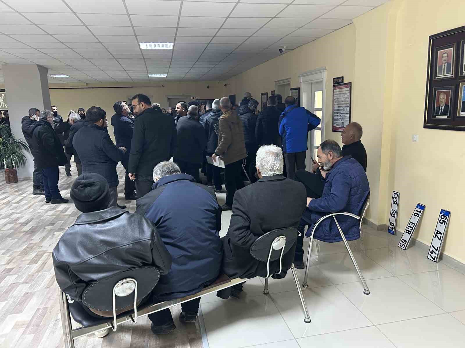 app plaka degisiminde sure uzatildi yogunluk azalmadi 2 9N9fPpPG