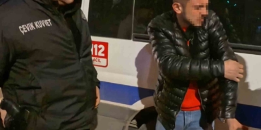 arabanin-icinde-bicaklandi-kacmasaydim-beni-oldururdu-dedi-siaHsIHF.jpg
