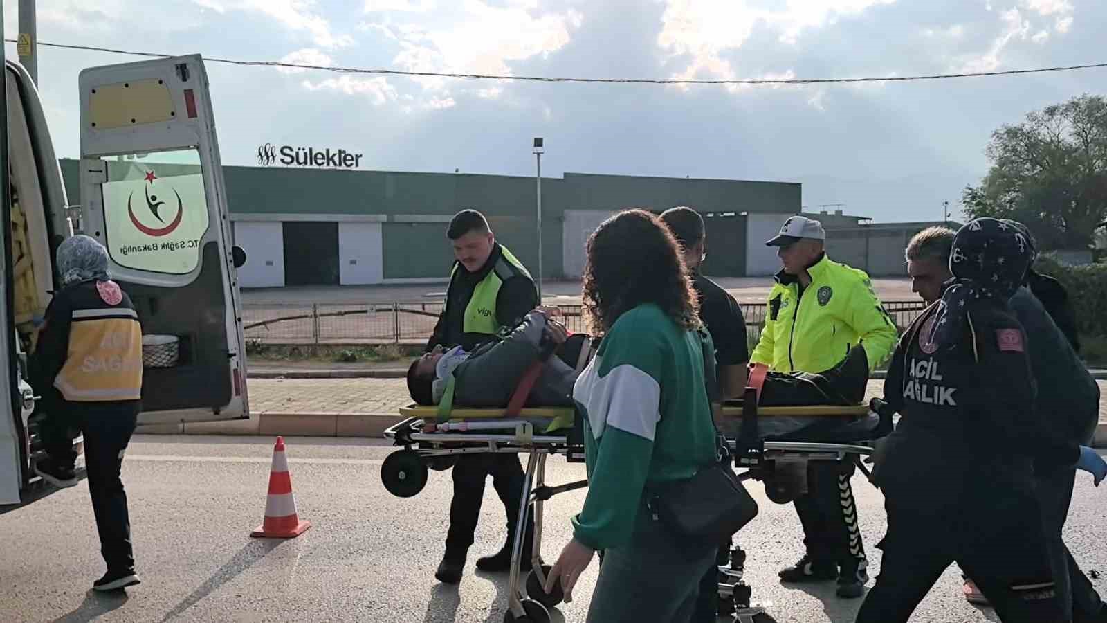 arabaya baglanip iple cekilen motosiklet kaldirima savruldu 1 yarali 4 HLXatUfr