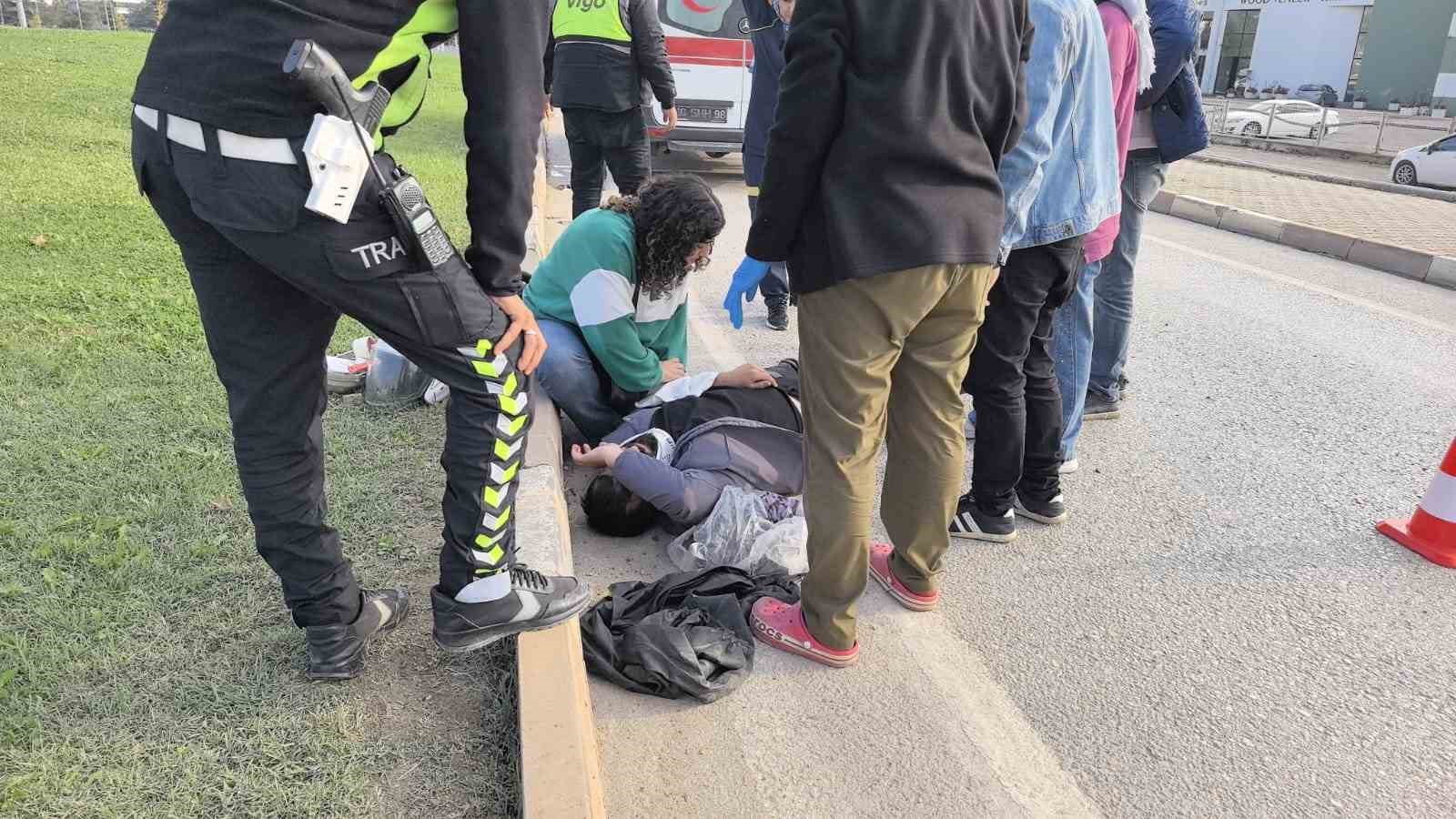 arabaya baglanip iple cekilen motosiklet kaldirima savruldu 1 yarali 5 LuOA2LF5