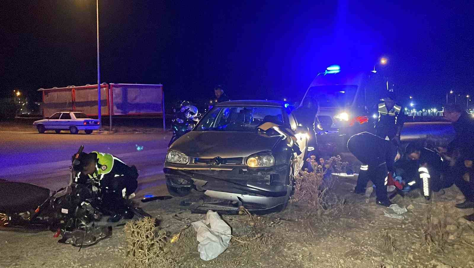 arabayla carpisan motosikletin soforu yaralandi 2 yAGIJVsN