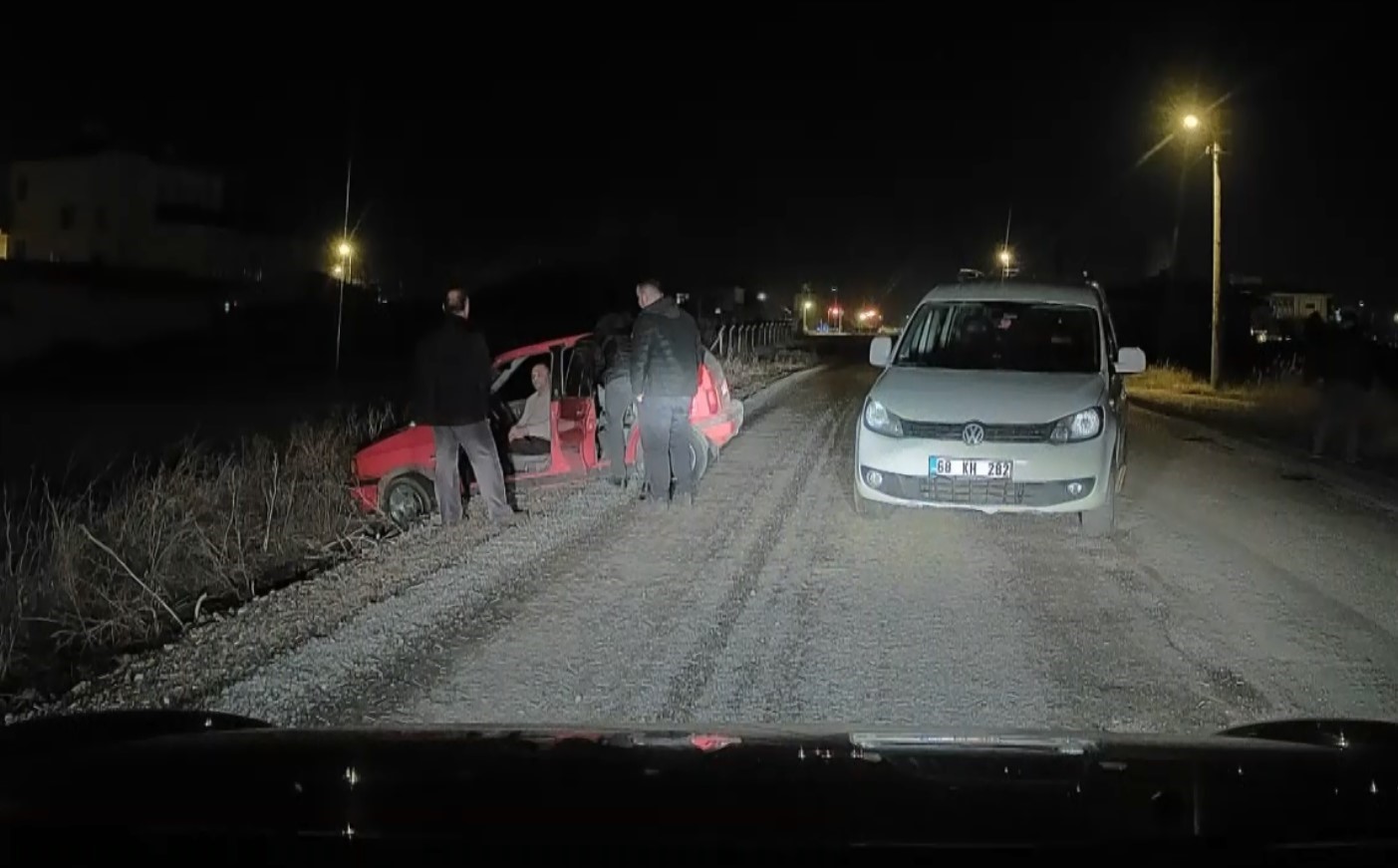 arac sarampolde engelli surucu de aracta mahsur kaldi 1 WXYFZnbB