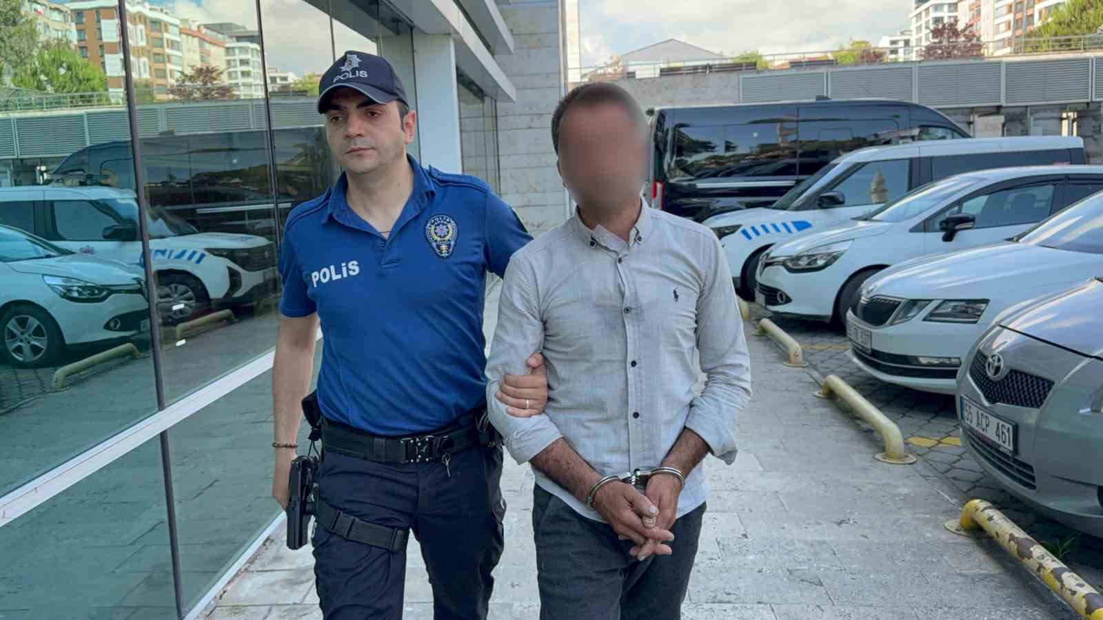 arac tamirinde fazla para kavgasinda musterisini yakti 0 v42jnuuG
