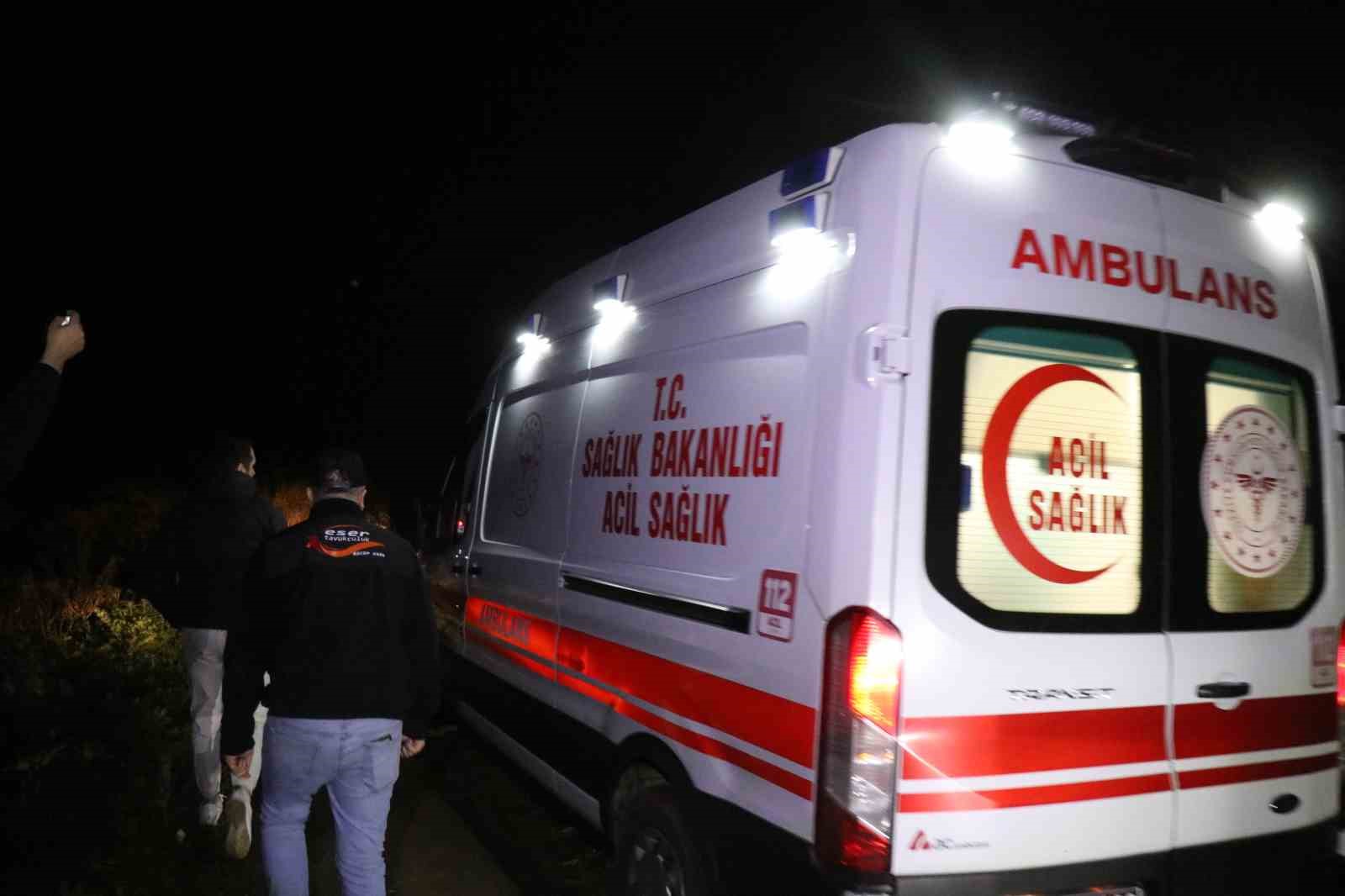 arac yaninda tufek ve kan izleri cesedi ise 150 metre asagida bulundu 3 6yCzG5kp