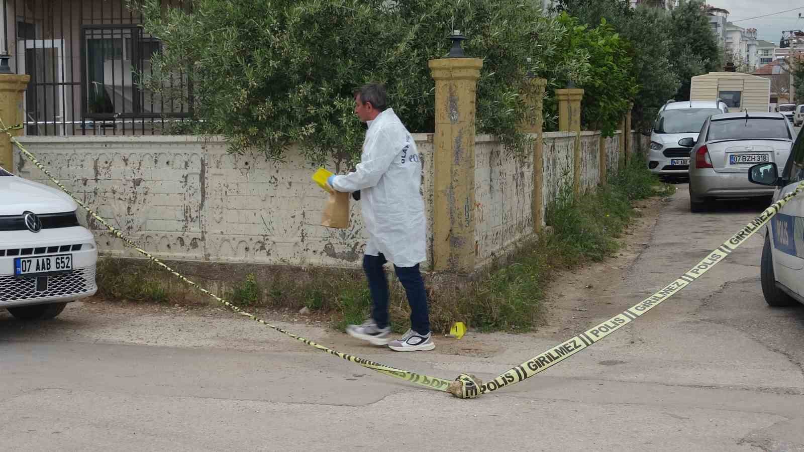 aracin anahtarini vermeyen annesine sinirlenince eve pompali tufekle ates acti 5 sZJpJaEI