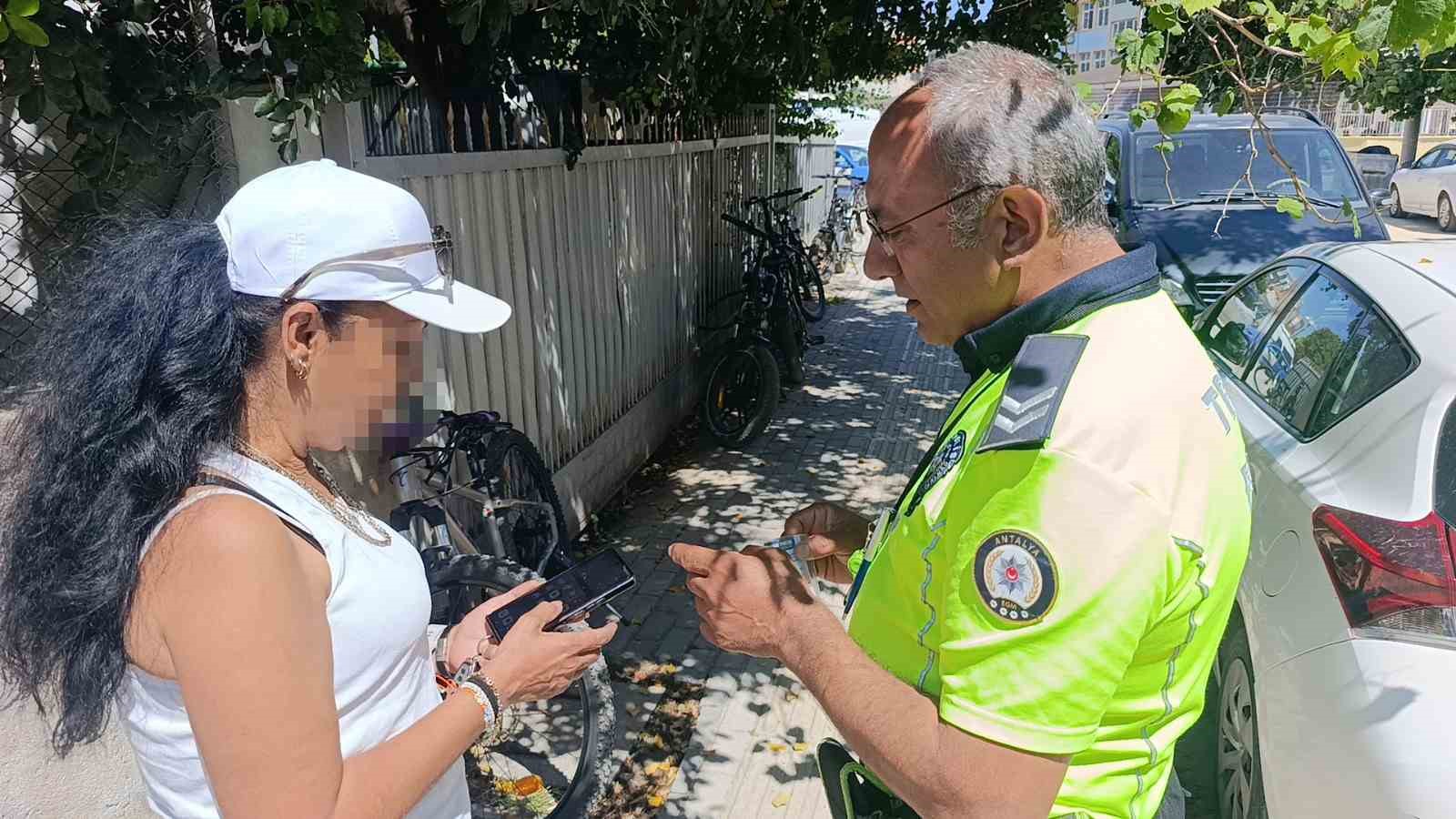 aracin camina basin yazdi hakkinda islem yapildi 1 7gghN5Pg