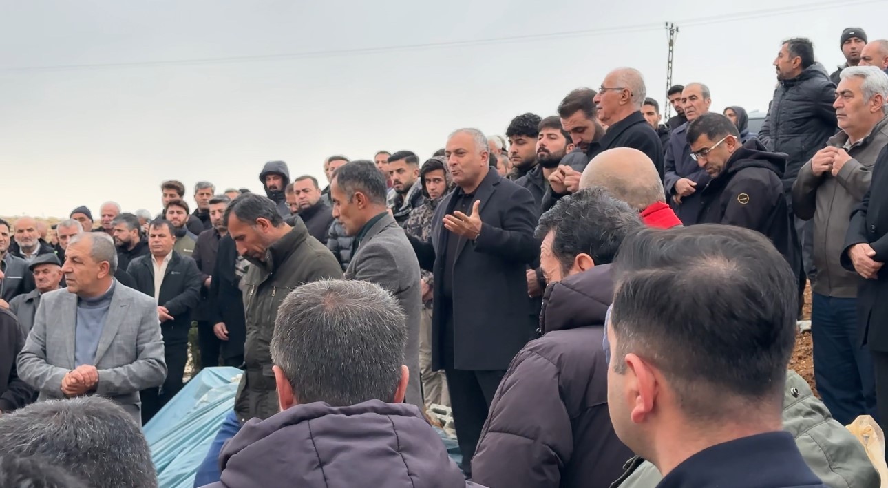 aracin uctugu barajda hayatini kaybeden genc topraga verildi 10 uB3c8ZpU