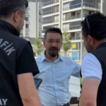 aracina-sahte-plaka-takti-yakalaninca-isimiz-acildi-dedi-58z5rU5m.jpg