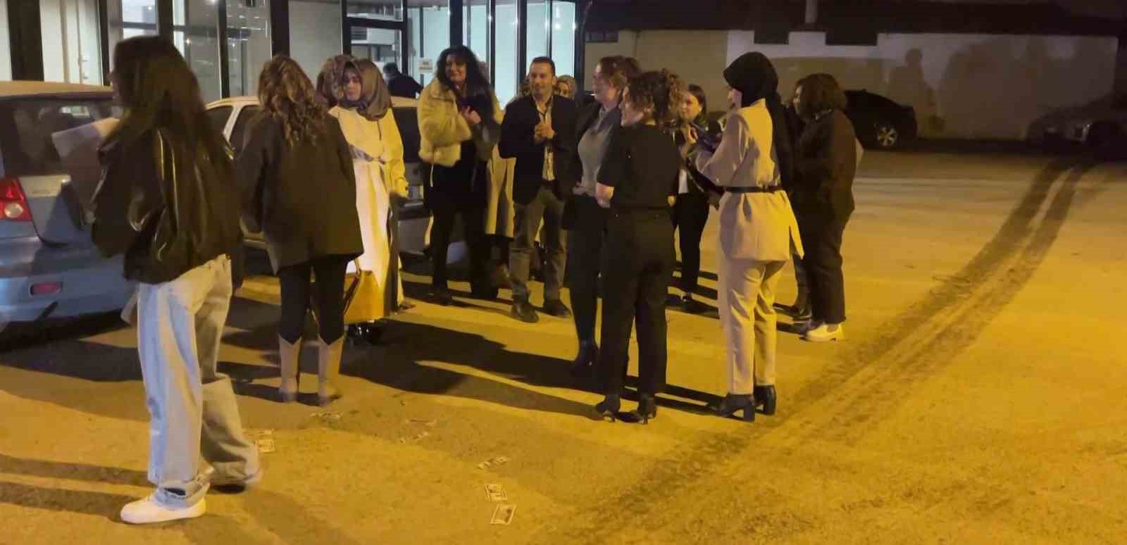aracina tir carpti denildi davul ve zurnayla ugurlandi 3 aM4DefNq