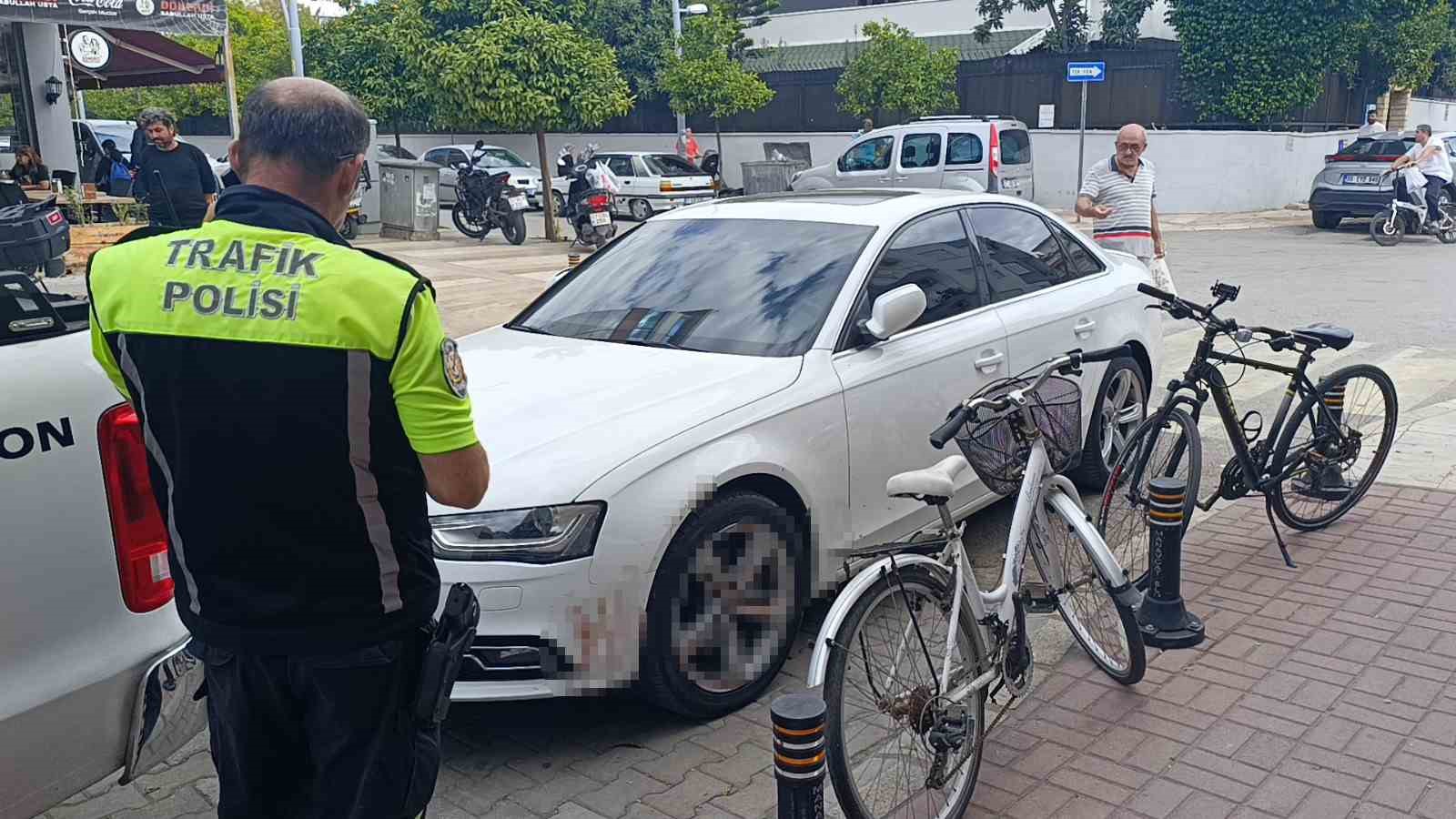 aracta kan var ihbari polisi alarma gecirdi gercek cok farkli cikti 0