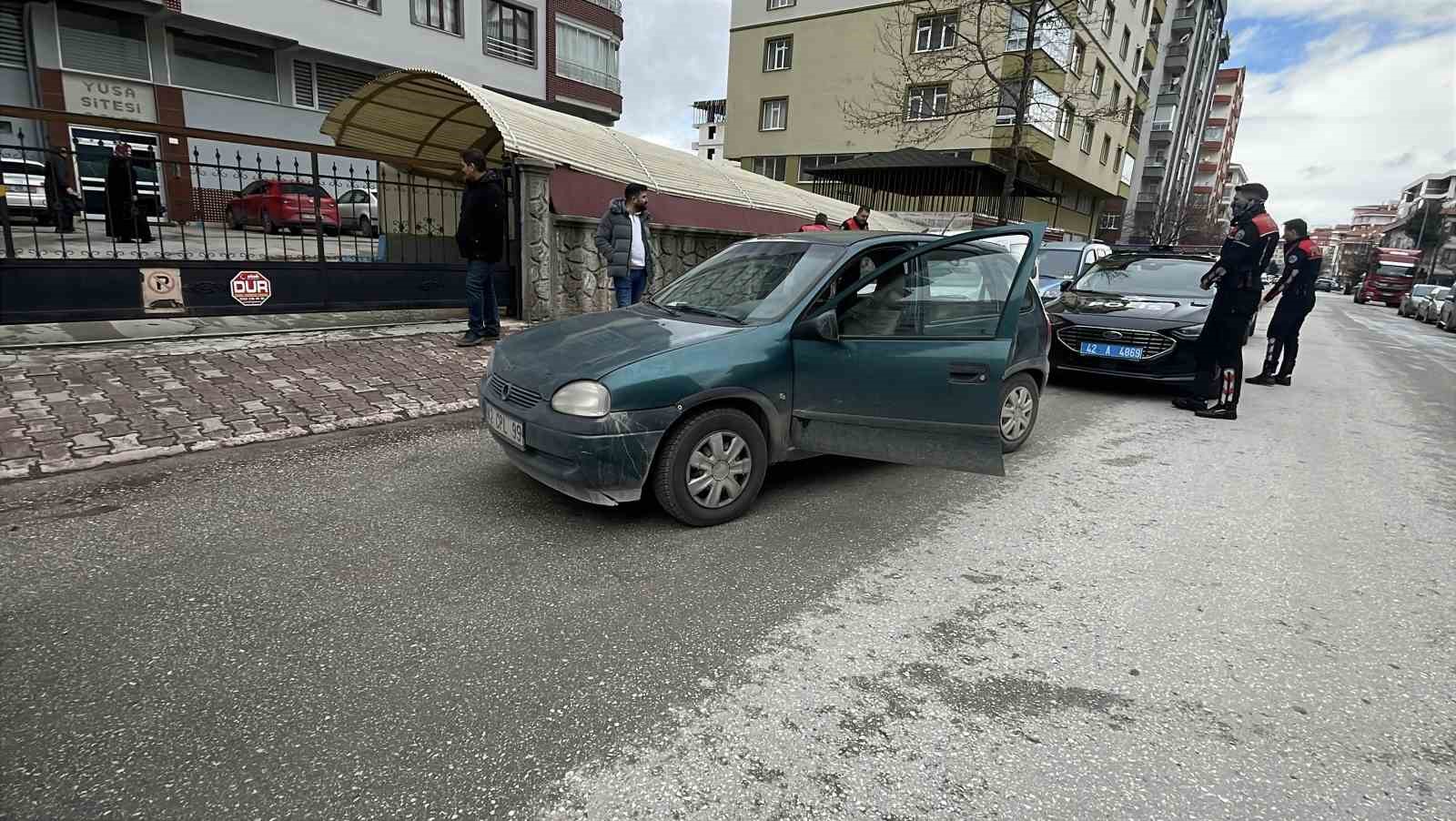 aractan uyusturucu maddeyi attilar yakalaninca uzerimde bir sey yok savunmasi yaptilar 2 Blfnfdjm