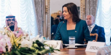 arap-islam-bakanlar-komitesi-slovenya-disisleri-bakani-ile-gorustu-HO8gJgrR.jpg