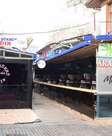 arap-sukru-sokaginda-kacaga-gecit-yok-cBfjUzVA.jpg