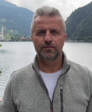 arap-turistlerin-dere-ve-gol-kenarindaki-fotograf-cekme-meraki-tatsiz-bitiyor-hX6414pg.jpg