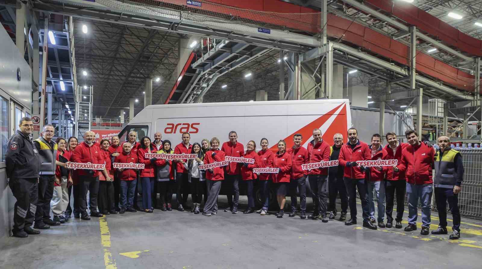 aras kargo kirmizi kahramanlar saha bulusmasi gerceklestirildi 1 TZ5Piq89