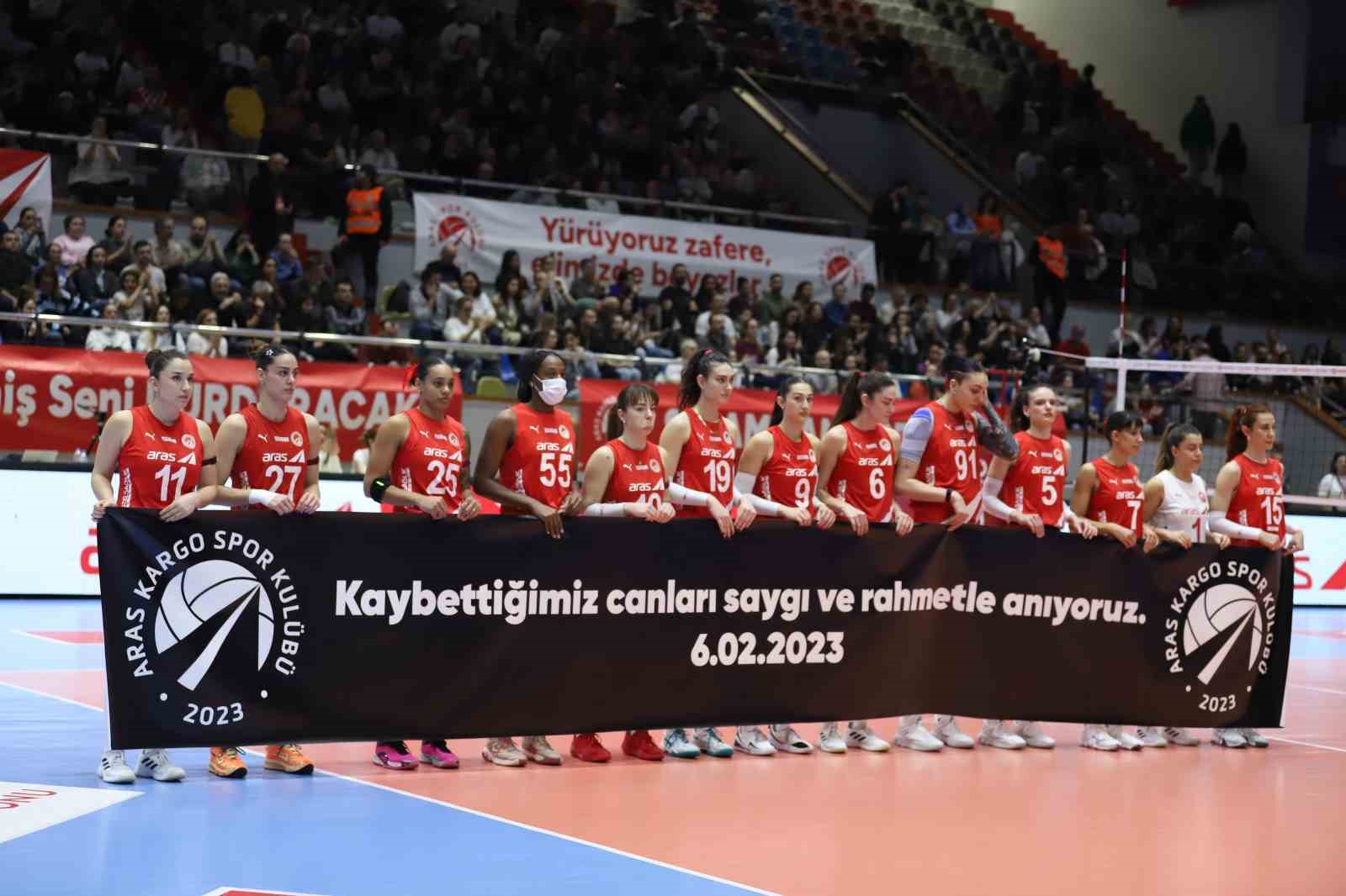 aras kargo spor kulubu 6 subat depremlerinin yil donumunde afad calisanlarini agirladi 0 wS2BHNZn