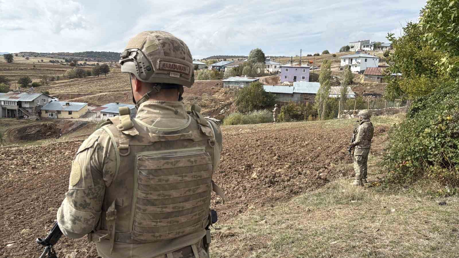 arazi anlasmazliginda kan dokuldu 1 kisi oldu 1 sBHcyJws