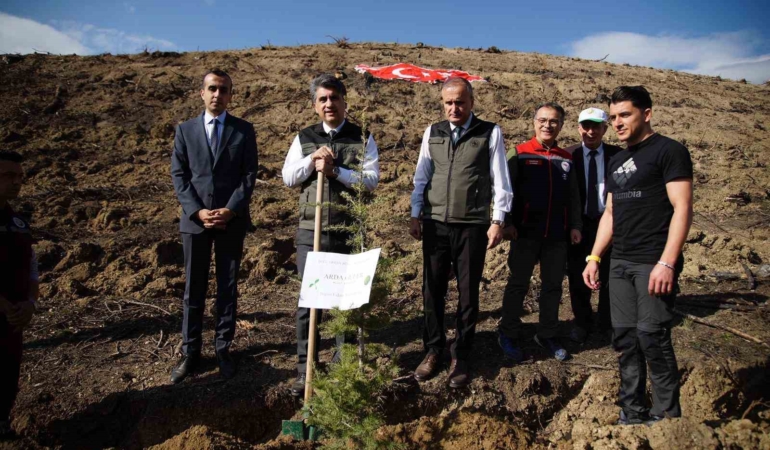 arda-guler-adina-fidan-dikildi-Oau6RP8u.jpg