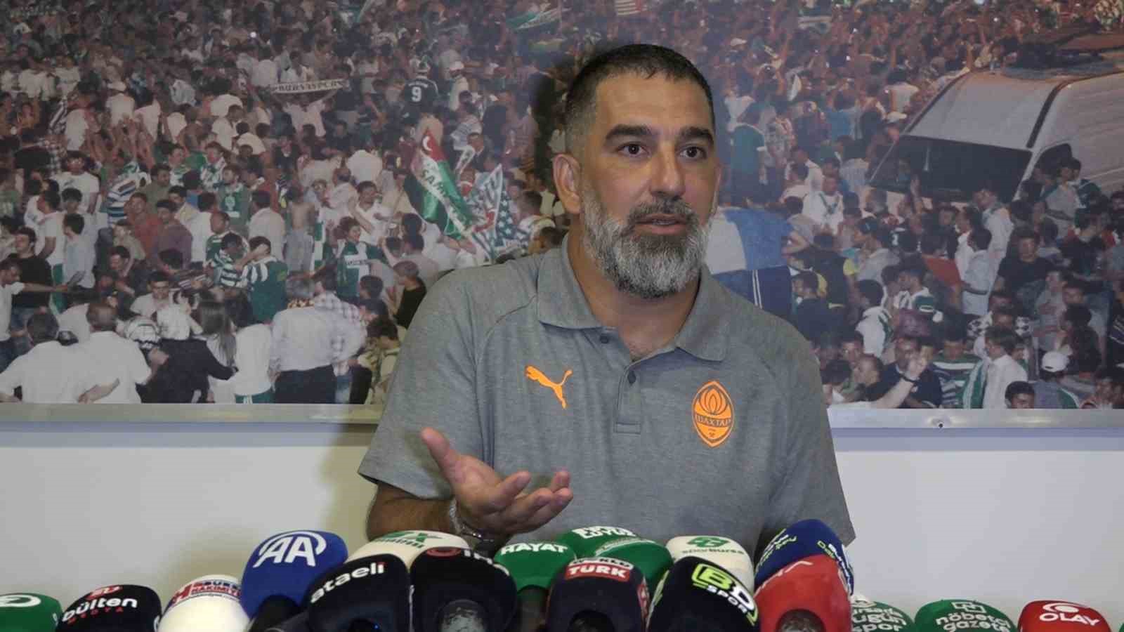 arda turandan bursaspora ve taraftara ovgu 0 zTGKIF2X