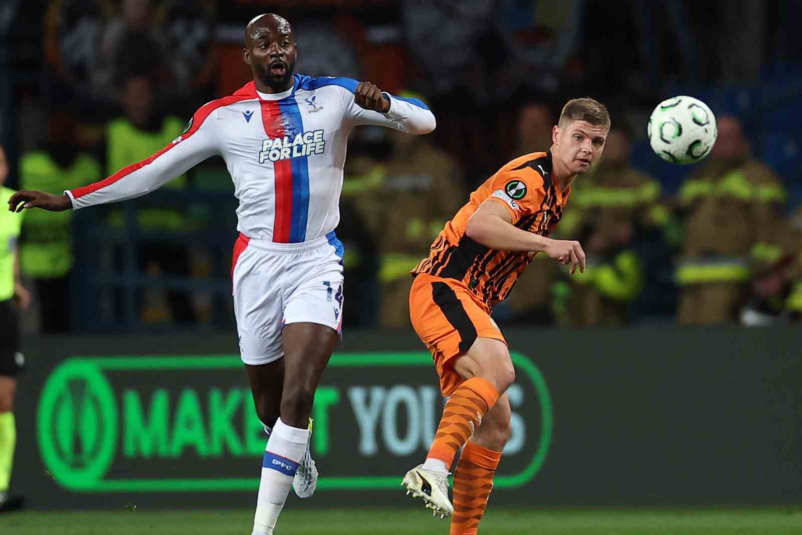 arda turanli shakhtar donetsk tur sansini zora soktu 5 dBrF1E2E