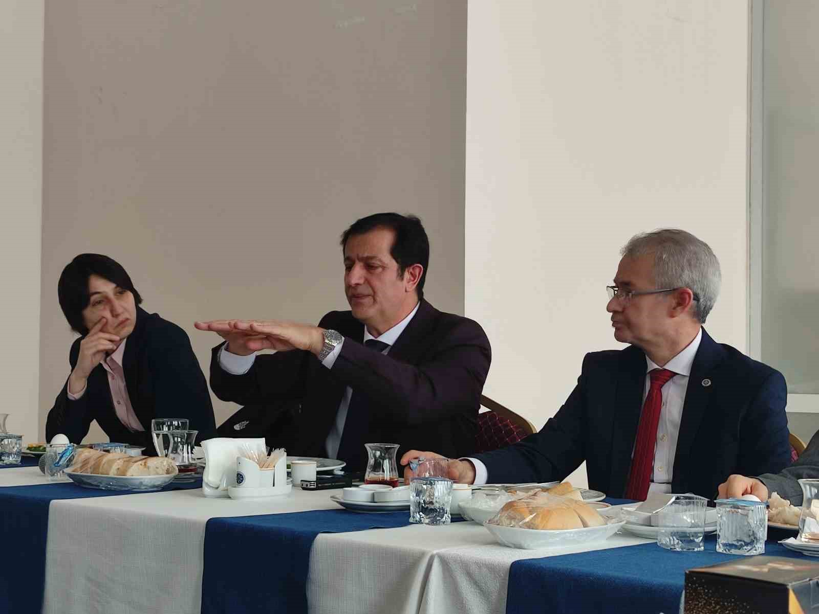 ardahan universitesi bunyesinde hayvan hastanesi kurulacak 1 vtVNN7ip