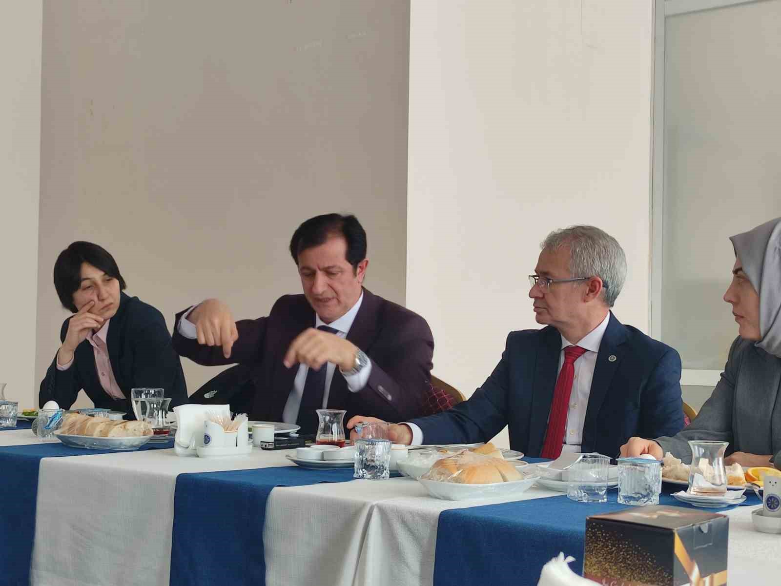 ardahan universitesi bunyesinde hayvan hastanesi kurulacak 2 6qYJEK5q