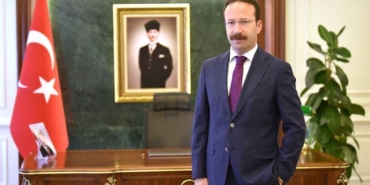 ardahan-valiligine-omer-hilmi-yamli-atandi-yRxqPl7L.jpg