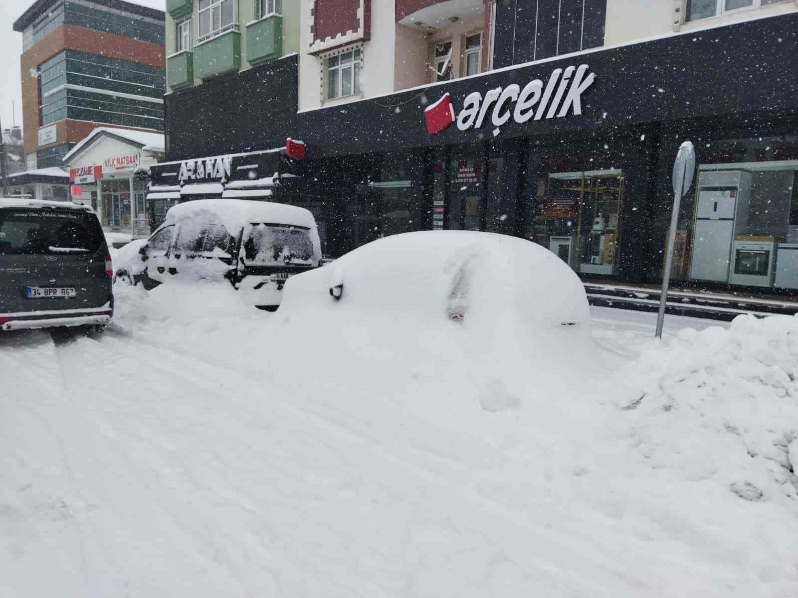 ardahanda 132 koy yolu ulasima kapandi 2 gkMJf8Z3