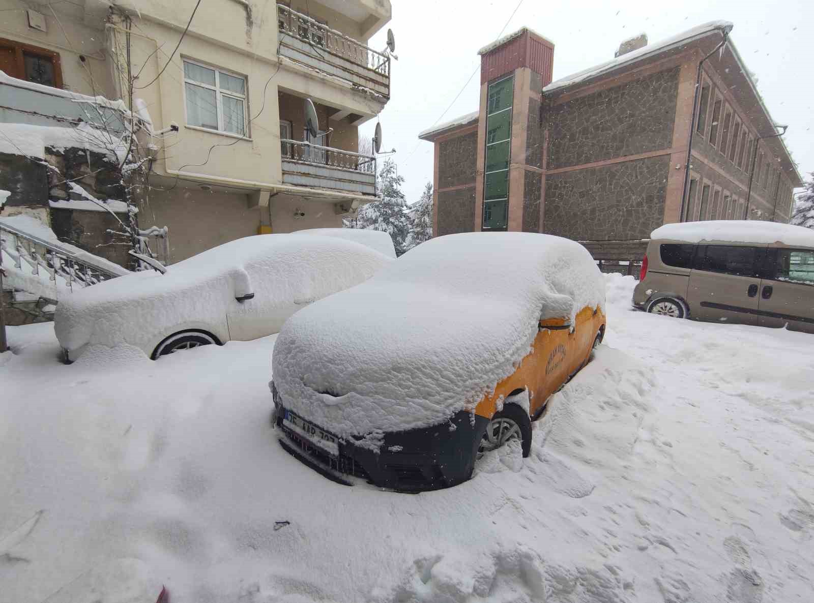 ardahanda kar yagisi yeniden basladi 1 Cn26Egi9
