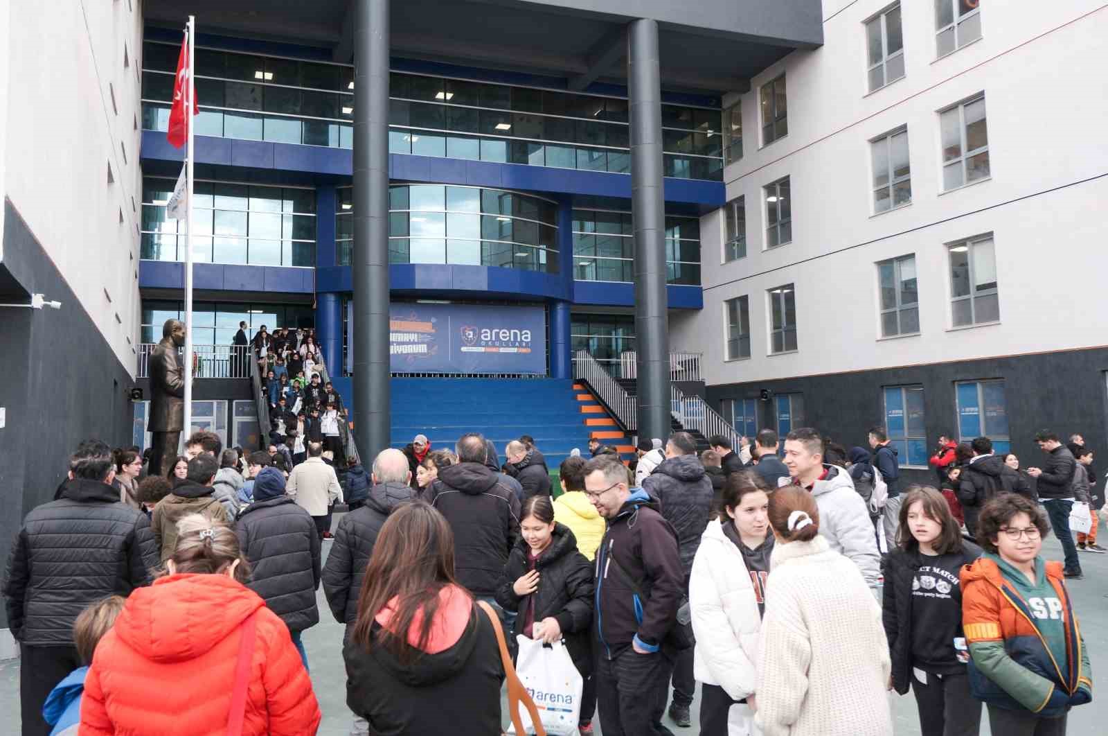 arena bursluluk sinavina yogun ilgi 1 fUvOiYcb