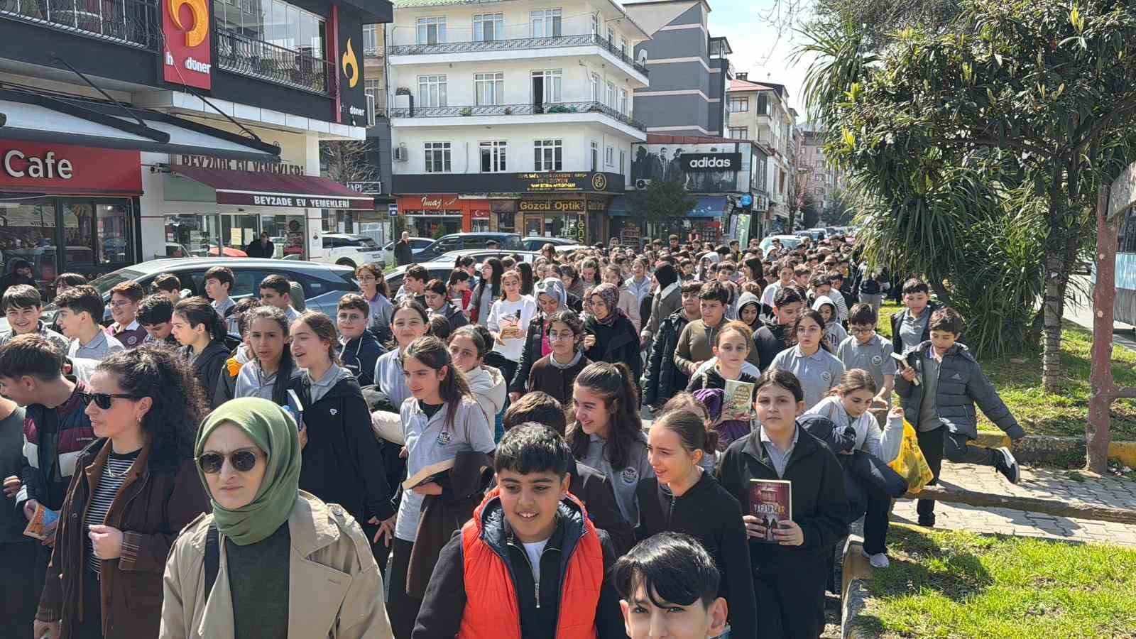 arhavide kitap yolu yuruyusu 3 pK5OEqIy