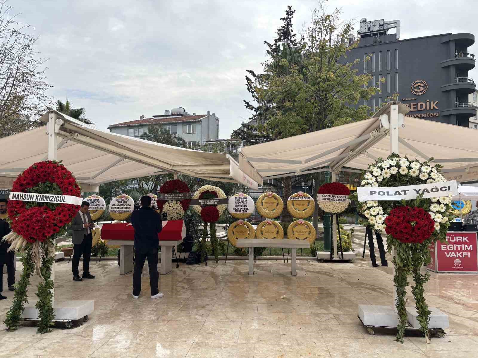 arif erkin guzelbeyoglu son yolculuguna ugurlandi 1 n7kAkpd8