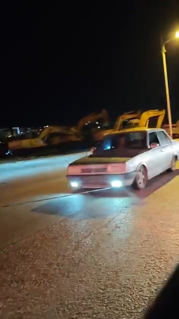 Arızalanan TOFAŞ’ı iple çektiler 5 arizalanan tofasi iple cektiler 1 AhSE8zYZ