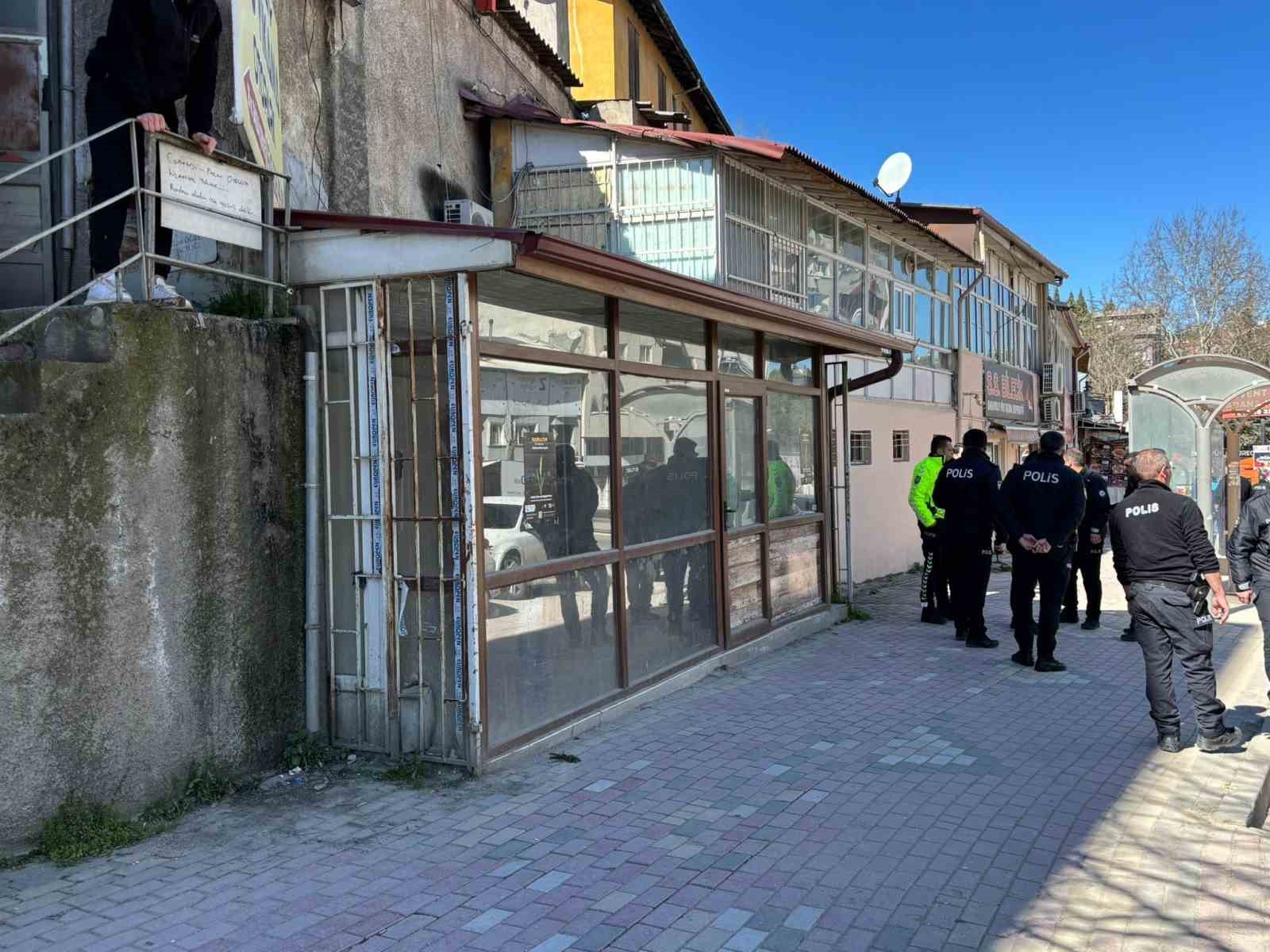 arkadasini bicaklayip kacan sahis yakalandi 5 jvNOeEfF