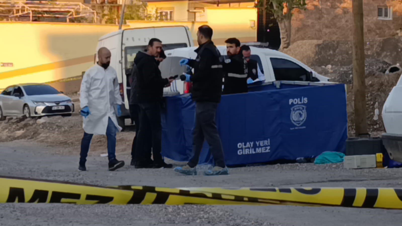 Arkadaşını pompalı tüfekle vurarak öldürdü 7 arkadasini pompali tufekle vurarak oldurdu 3 FsQYzXFa
