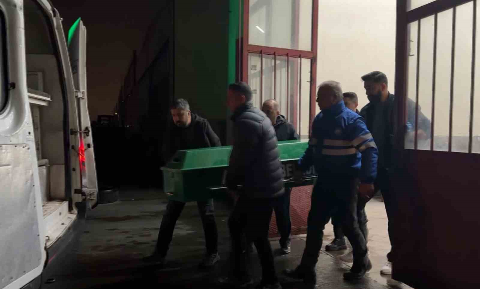 arkadasinin mudahalesiyle kurtarilmisti 8 ay sonra canina kiydi 0 PECvJHHO