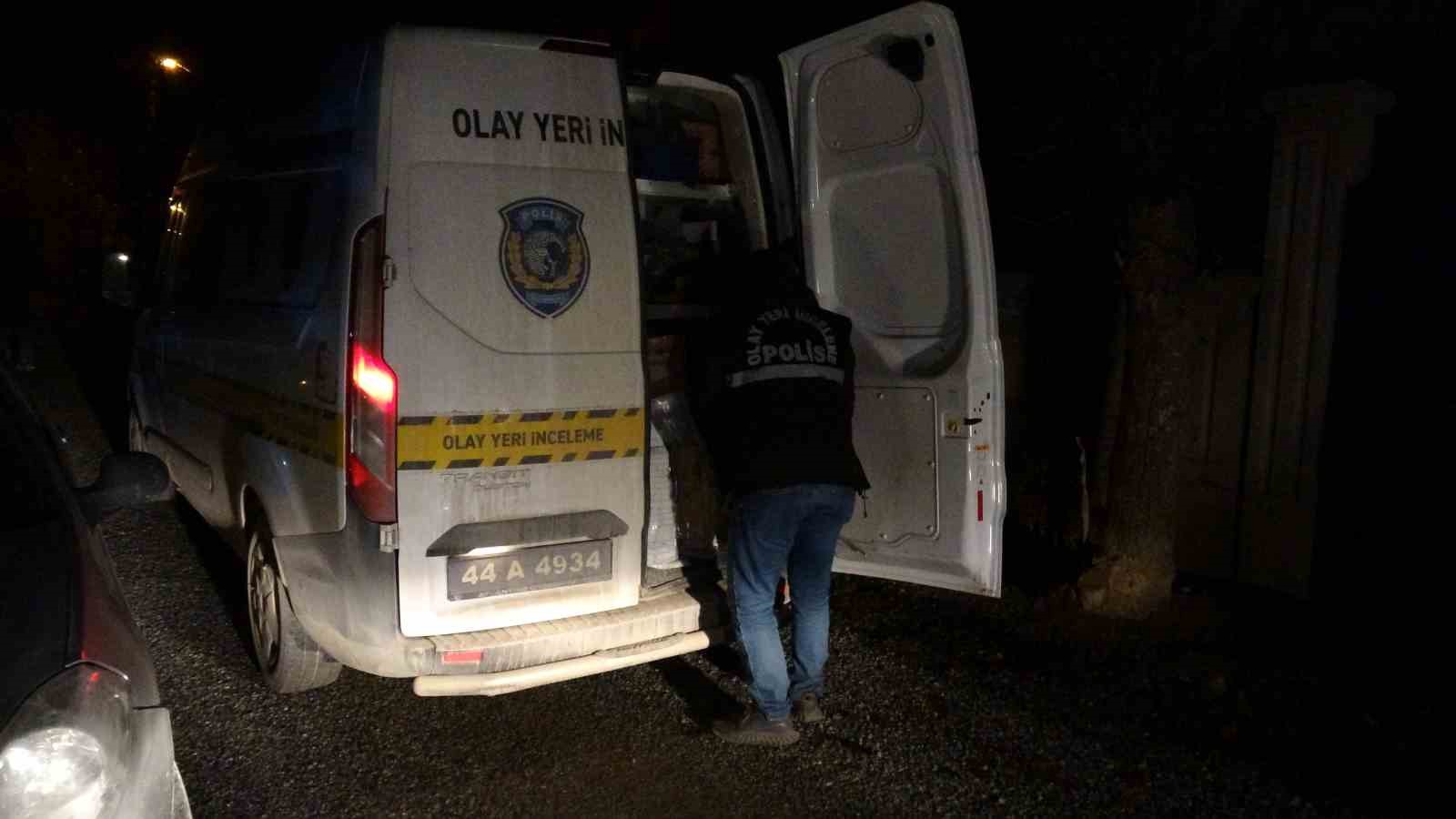arkadaslarin silahla oyunu kanli bitti 1 yarali 1 gvBXOZwc