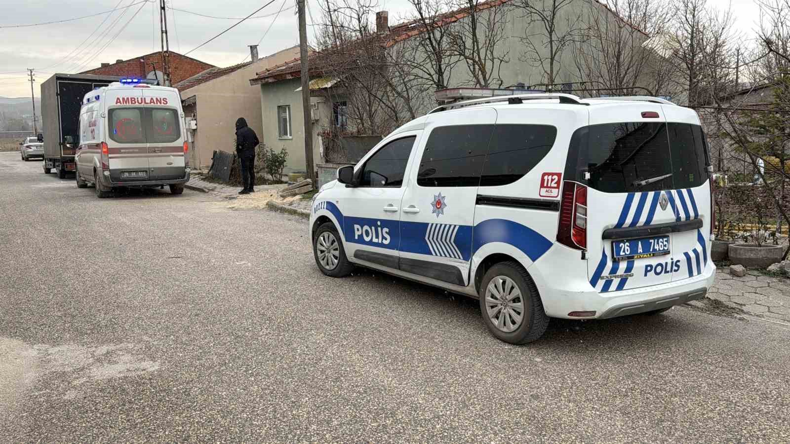 arkadaslariyla alkol aldiktan rahatsizlandi evinde hayatini kaybetti 9 T36LlsAF