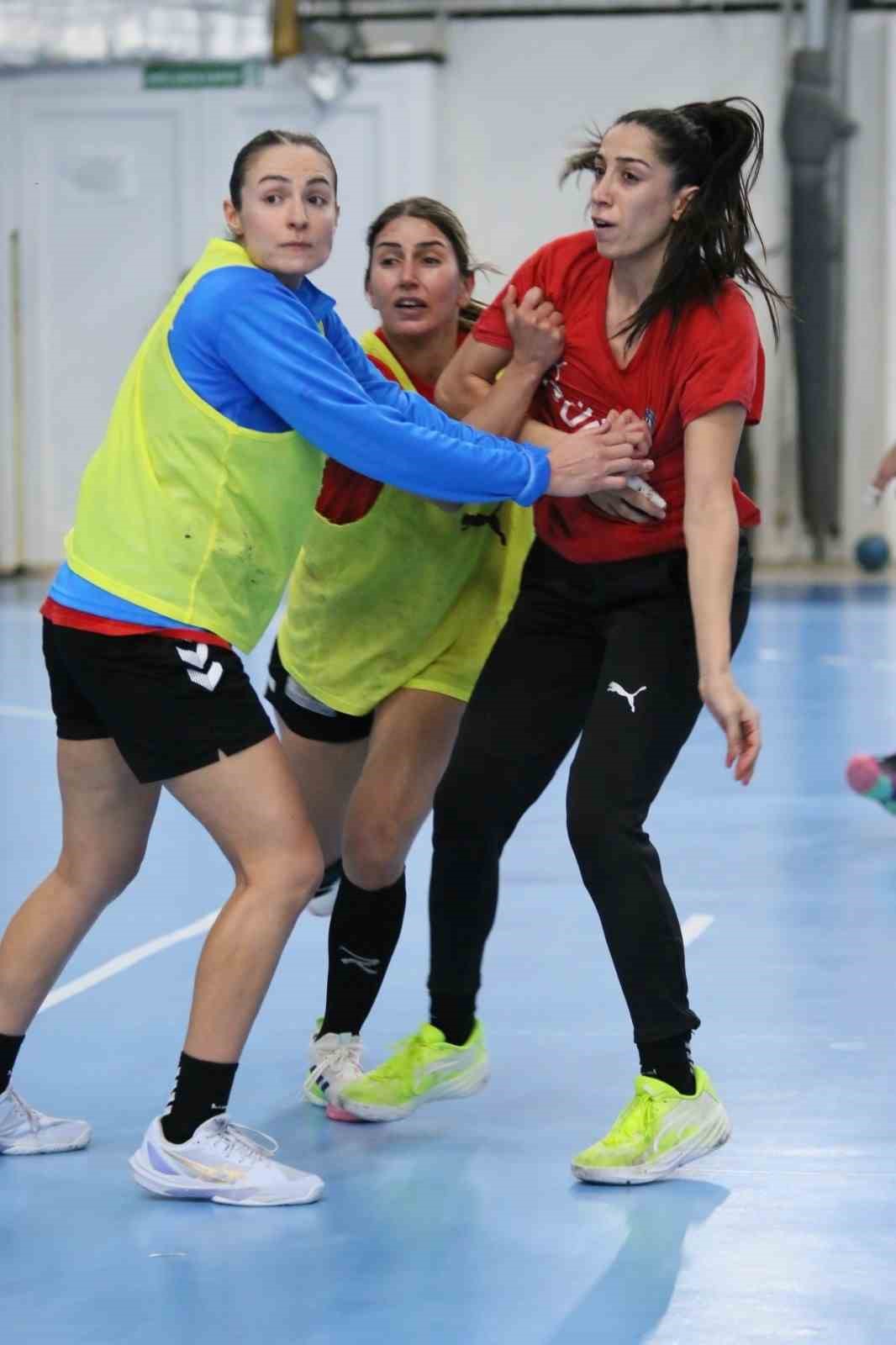 armada praxis yalikavakspor ikinci yari hazirliklarina basladi 4 ie3urALn