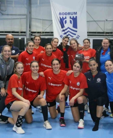 armada-praxis-yalikavakspor-ikinci-yari-hazirliklarina-basladi-HI5j8hZb.jpg