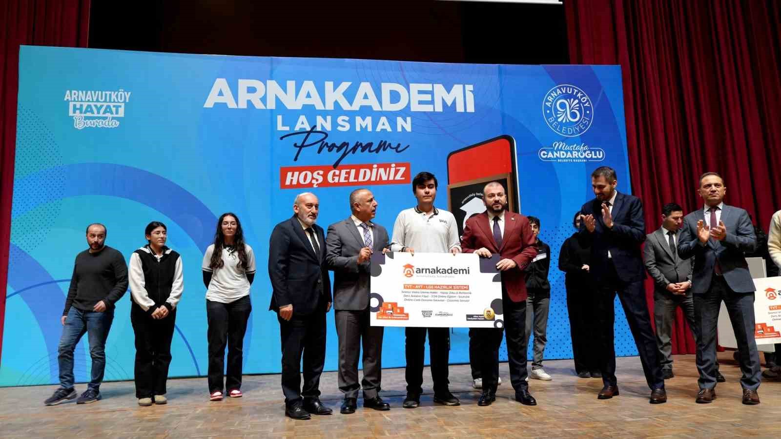 arnakademi ile yks ve lgs yolculugunda dijital guc arnavutkoyde 4