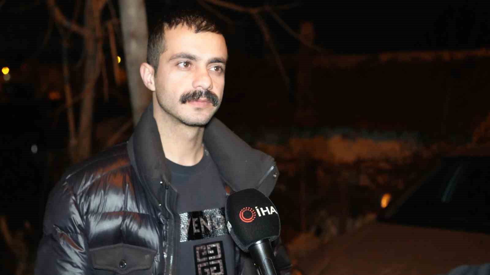 arnavutkoyde basibos at otomobillere carpti 2 arac hasar aldi 1