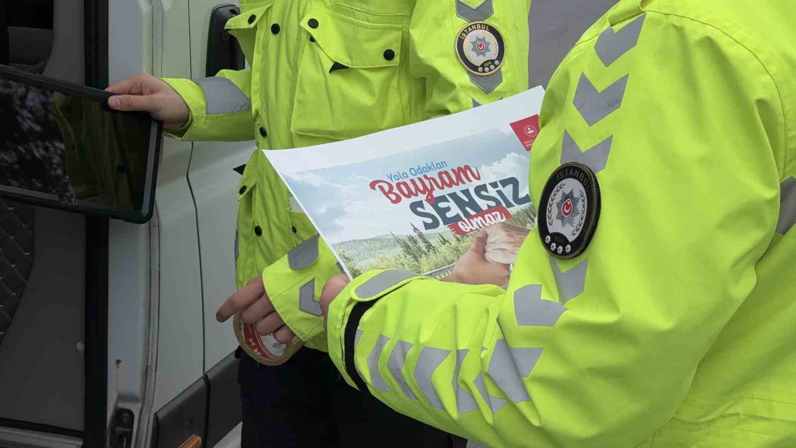 arnavutkoyde bayram oncesi siki trafik denetimi 0 ptuR4jrH
