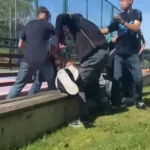 arnavutkoyde-cocuklar-arasindaki-kavga-kamerada-acimasizca-saldirdilar-AISghLkB.jpg