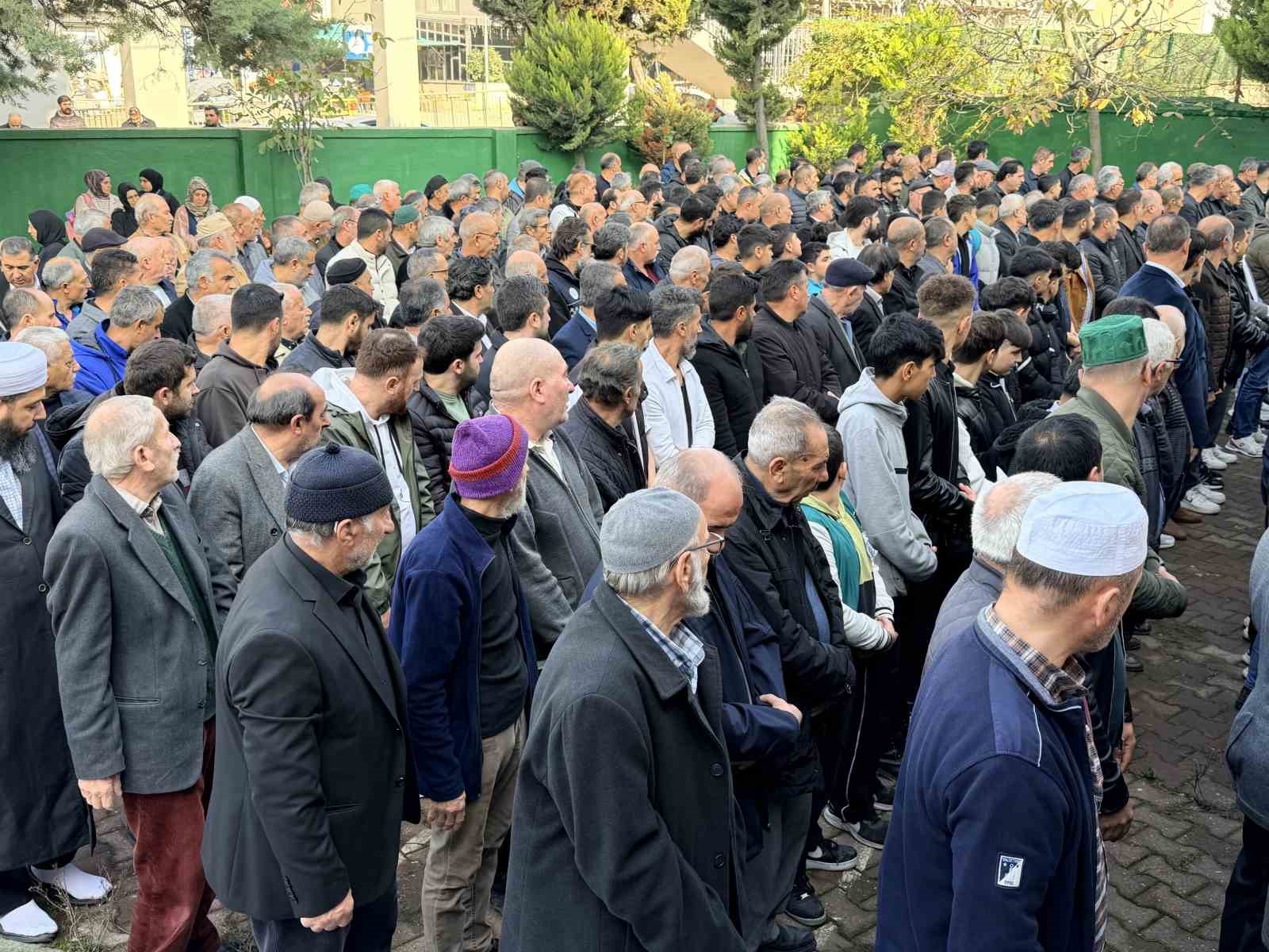 arnavutkoyde feci kaza 14 yasindaki husnayi hayattan kopardi 2 pZuCalbu