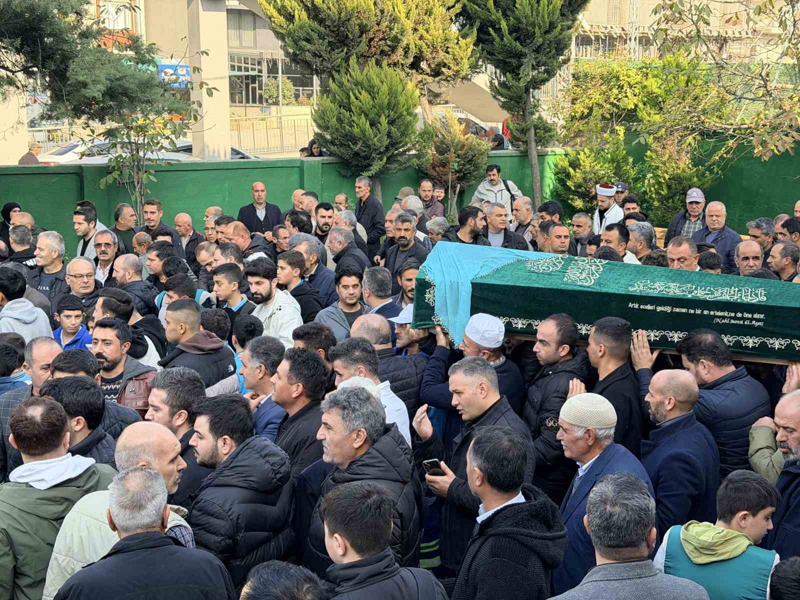 arnavutkoyde feci kaza 14 yasindaki husnayi hayattan kopardi 3 3yzr5wpk