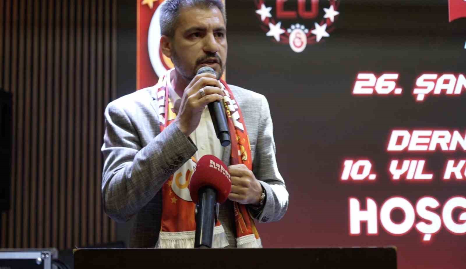 arnavutkoyde galatasaraylilar hem 26 sampiyonlugu hem de derneklerinin 10 yilini kutladi 3 B5PcZsp2
